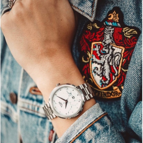 Vitae London Elmington Stainless Steel Bracelet Watch 36mm Silver New w/Tag $259